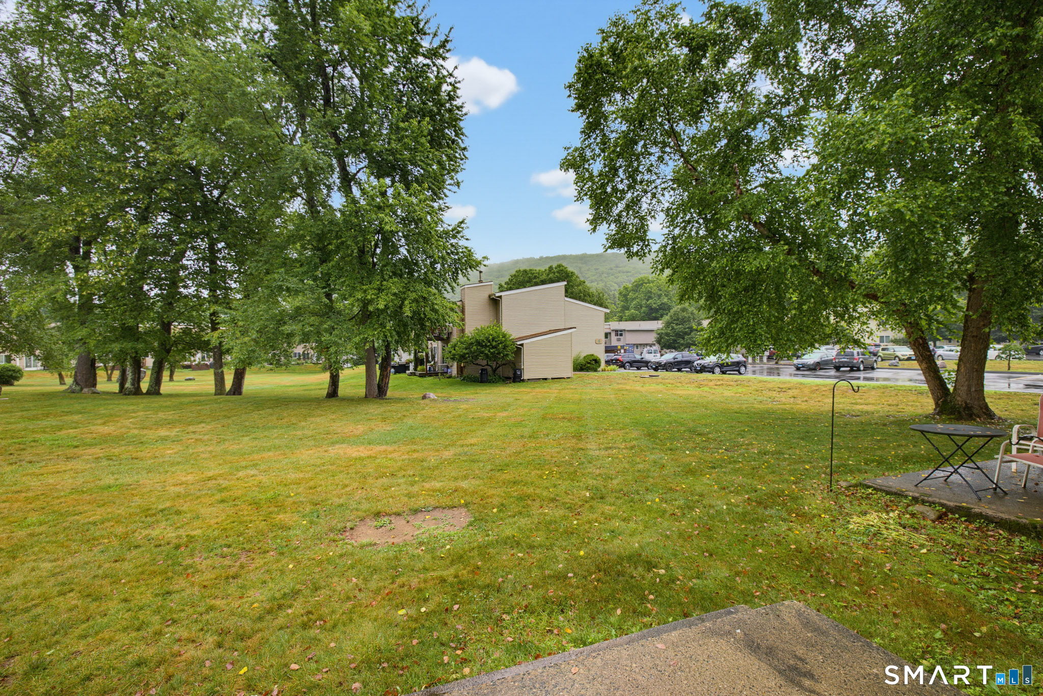 220 Main Street 2H