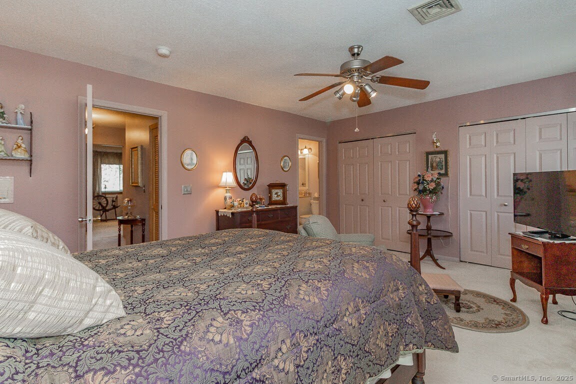 43 Robin Brook Drive #43, Newington, Connecticut image 16