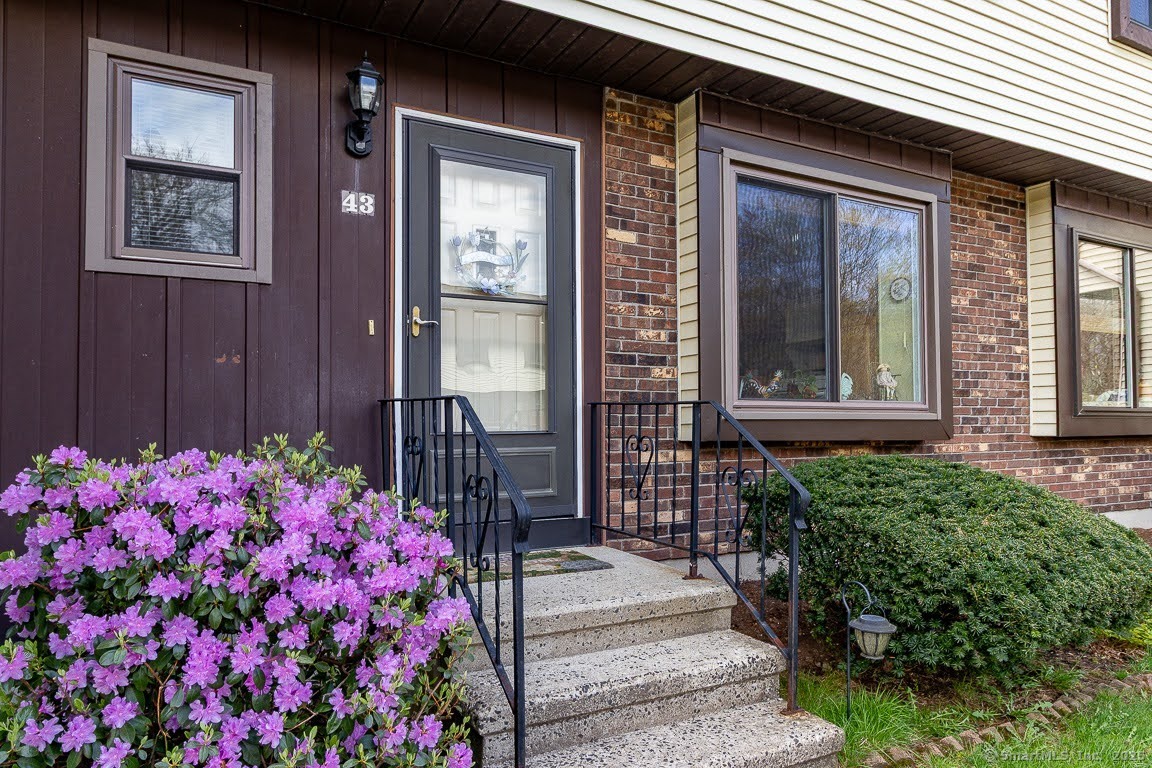 43 Robin Brook Drive #43, Newington, Connecticut image 28