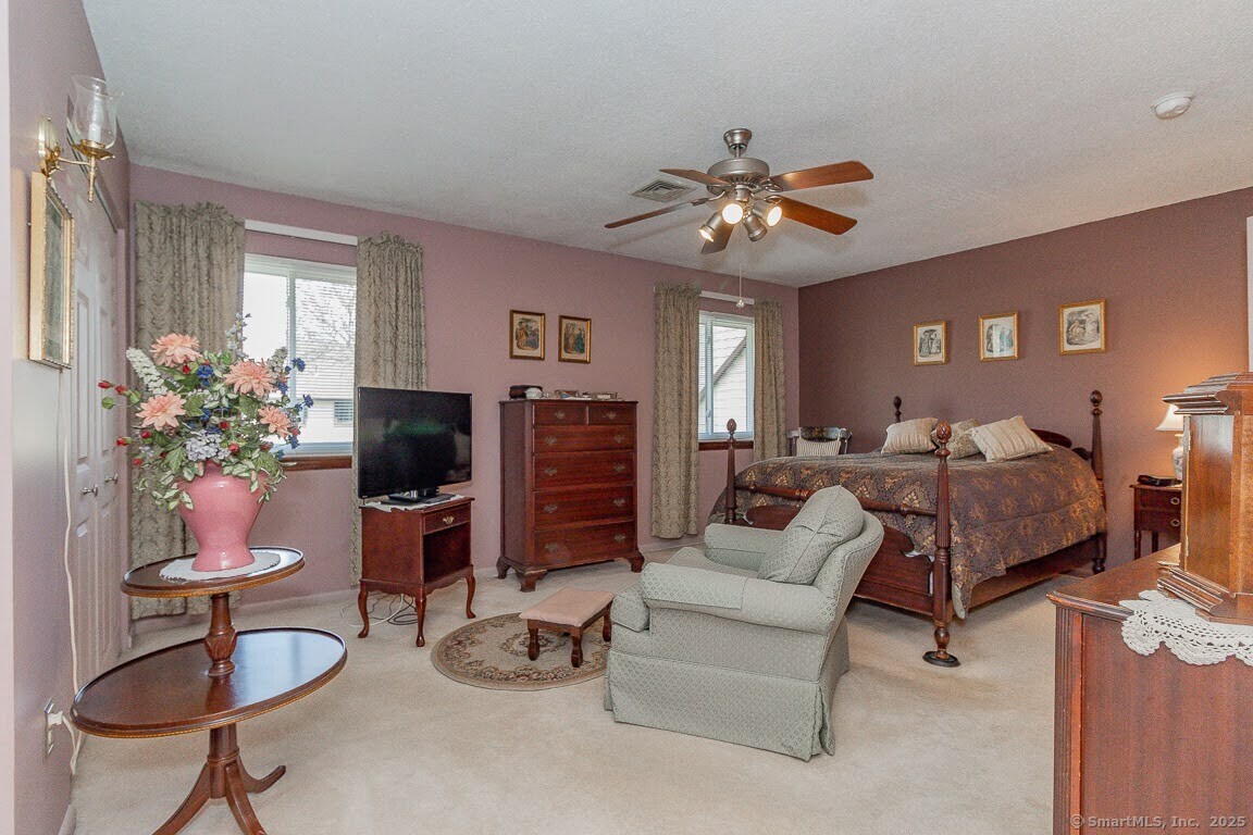 43 Robin Brook Drive #43, Newington, Connecticut image 15