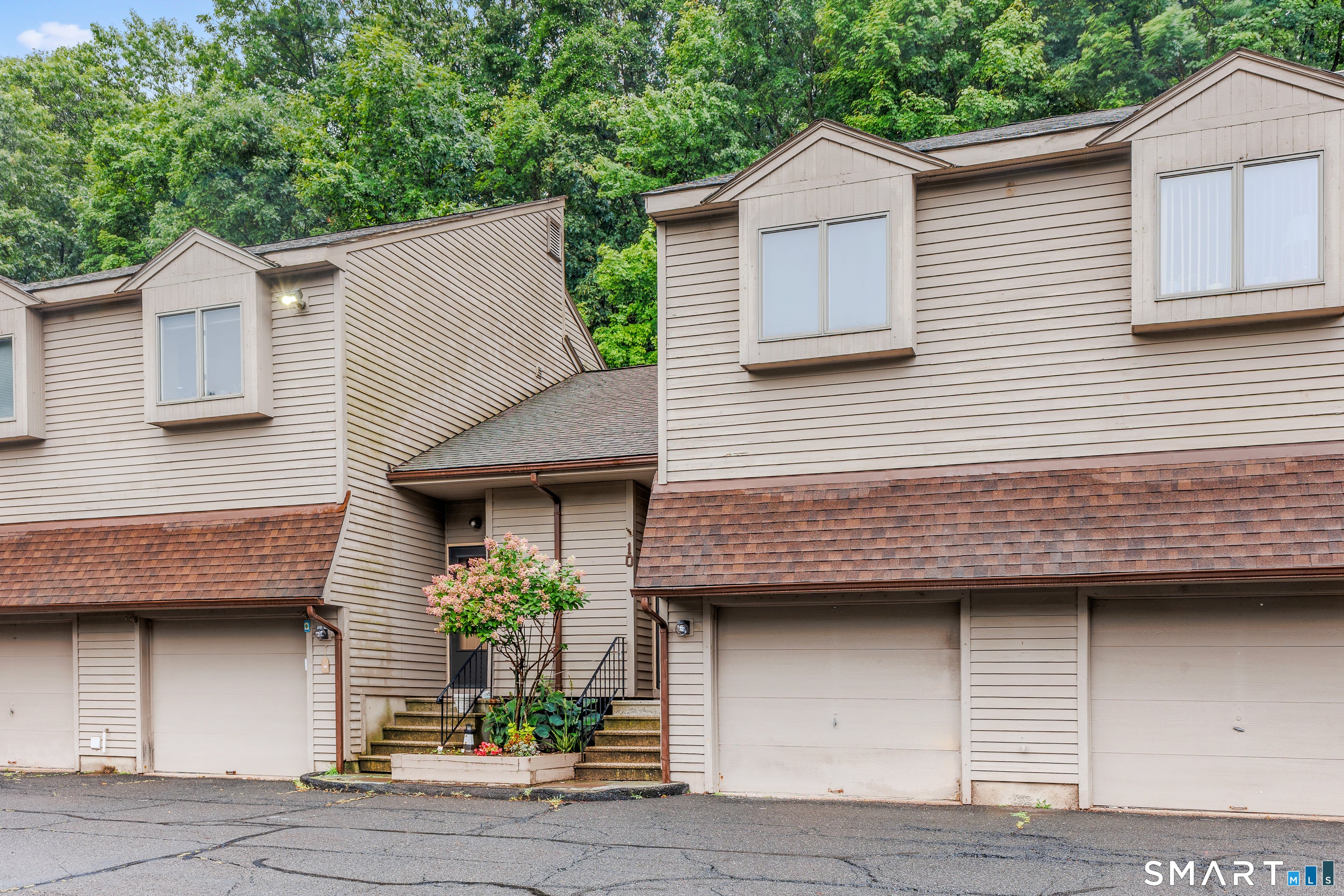 489 Wolcott Street 10
