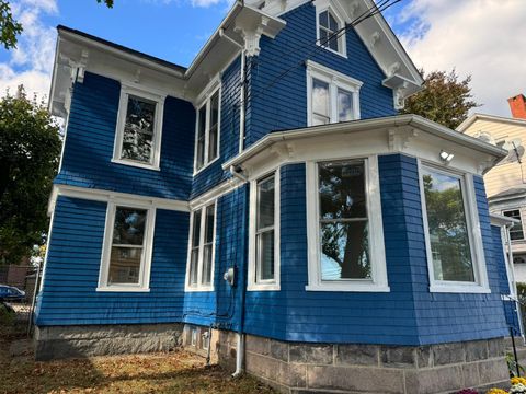 A home in New London