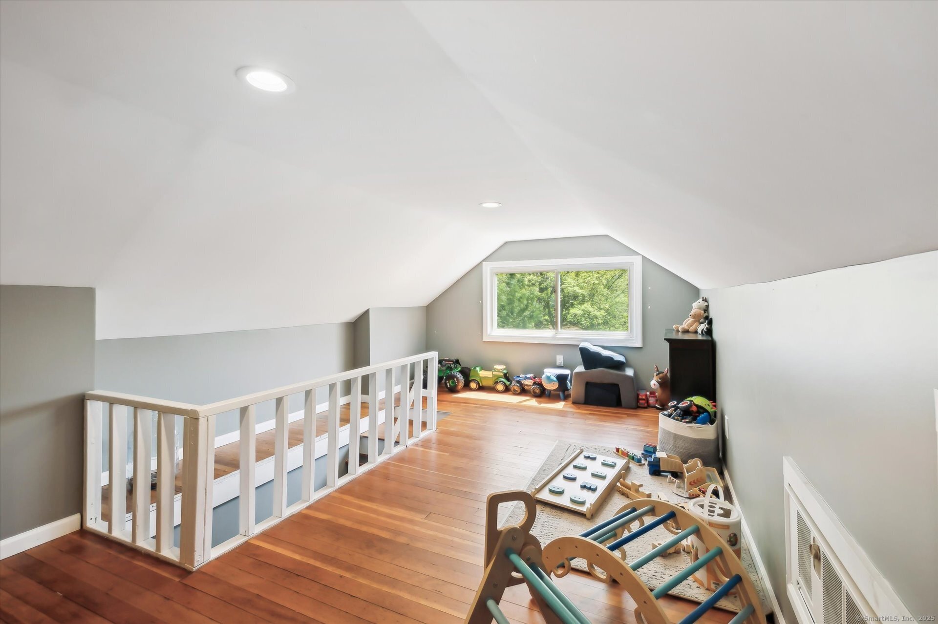 200 W Mountain Road, Simsbury, Connecticut image 25