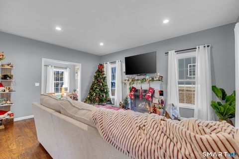 Tiny photo for 40 Wiegert Way, Bristol, CT 06010 (MLS # 24145388)