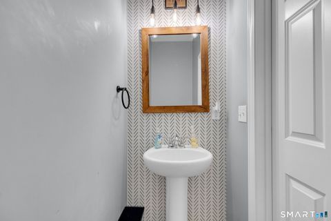 Tiny photo for 40 Wiegert Way, Bristol, CT 06010 (MLS # 24145388)