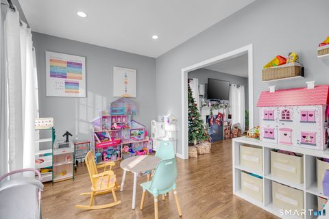 Tiny photo for 40 Wiegert Way, Bristol, CT 06010 (MLS # 24145388)