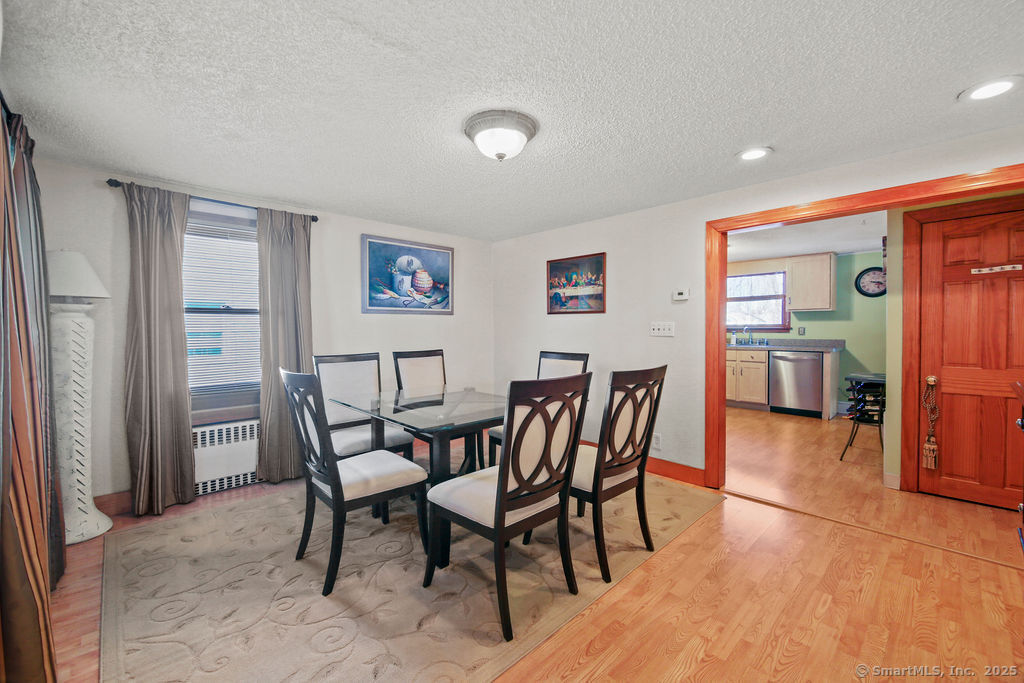 594 S Quaker Lane, West Hartford, Connecticut image 7