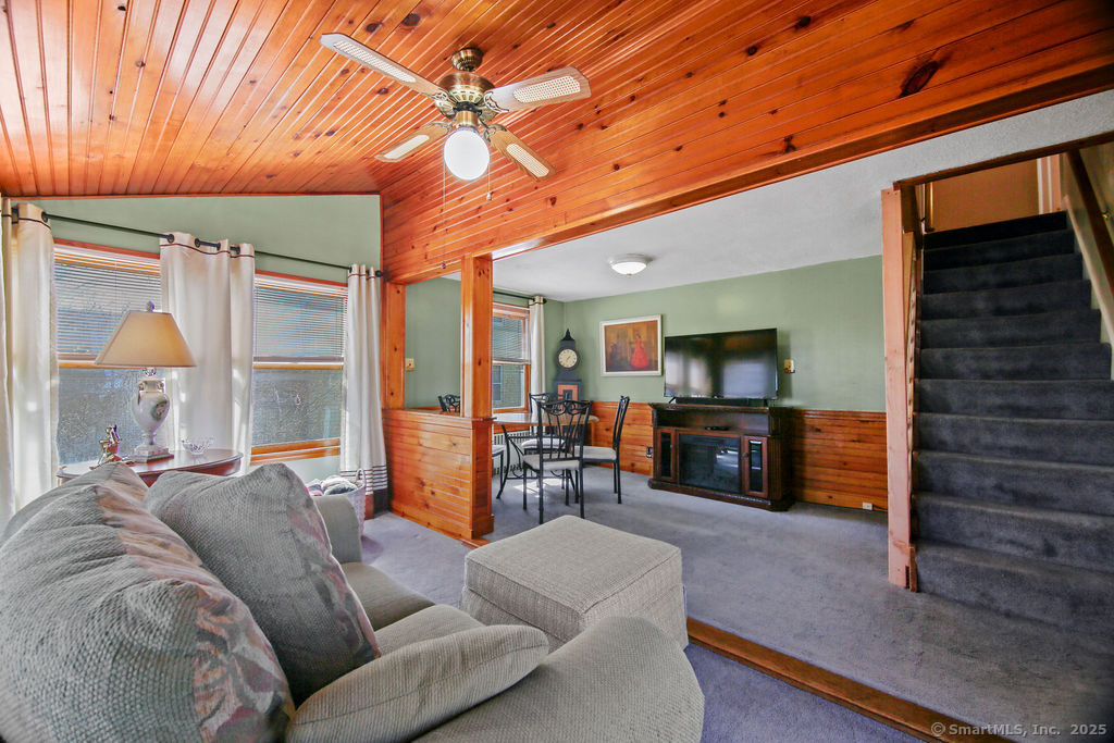 594 S Quaker Lane, West Hartford, Connecticut image 11