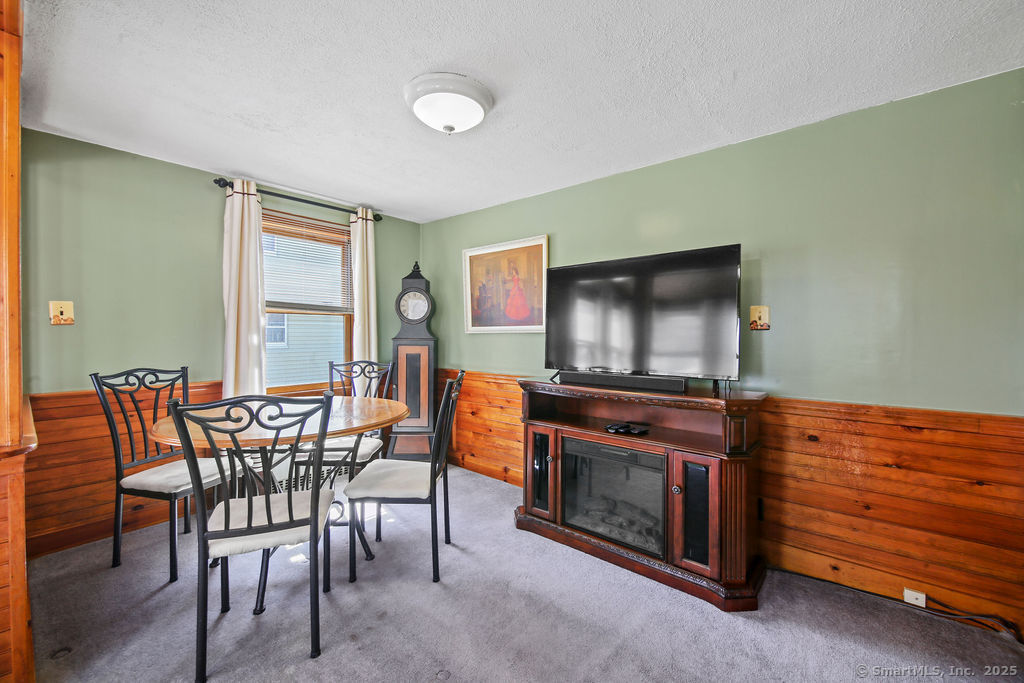 594 S Quaker Lane, West Hartford, Connecticut image 12