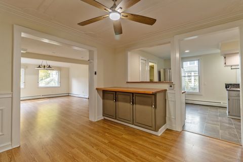 Tiny photo for 7 Starr Place, East Hampton, CT 06424 (MLS # 24134680)