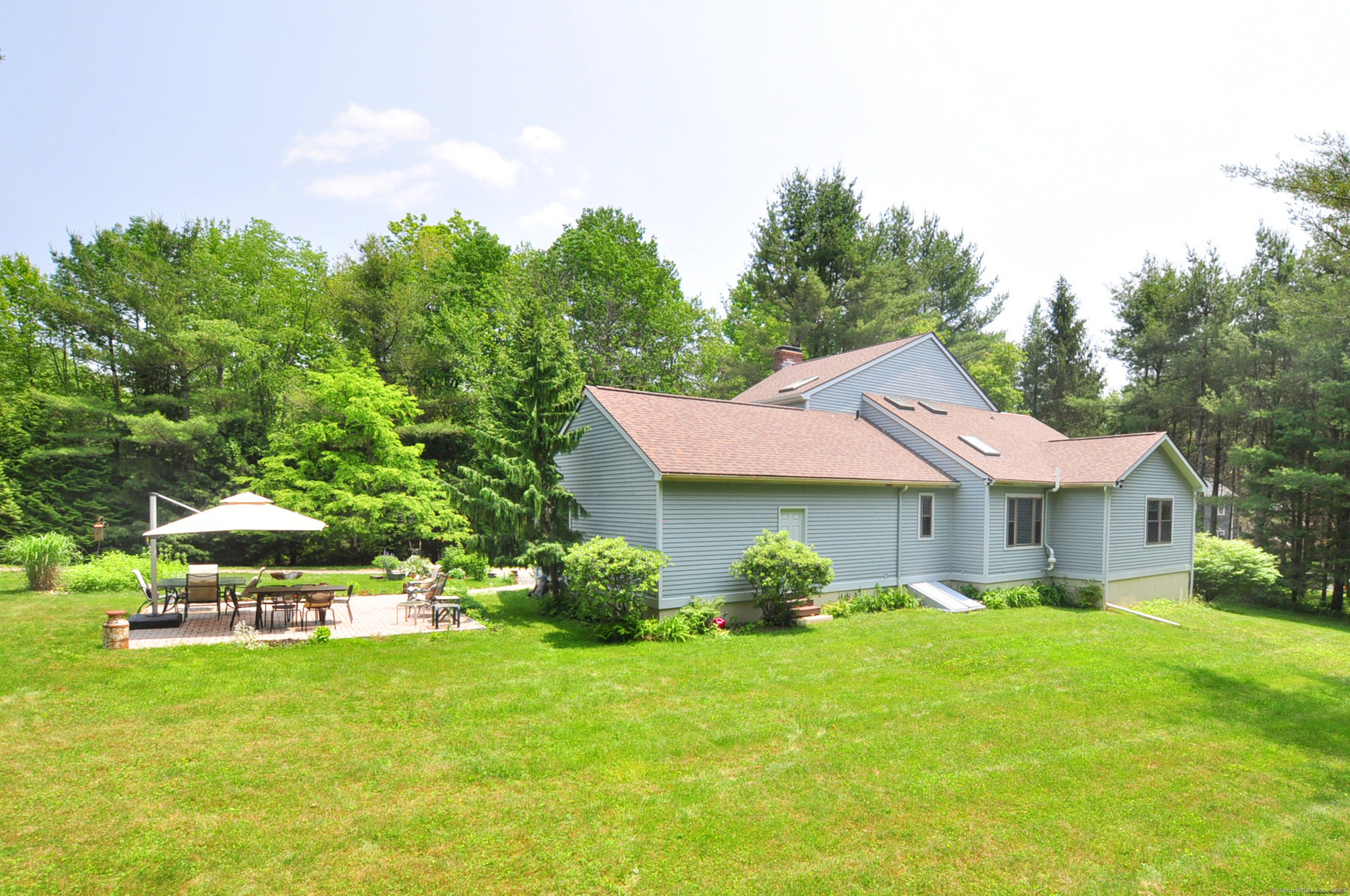 127 Weldon Court