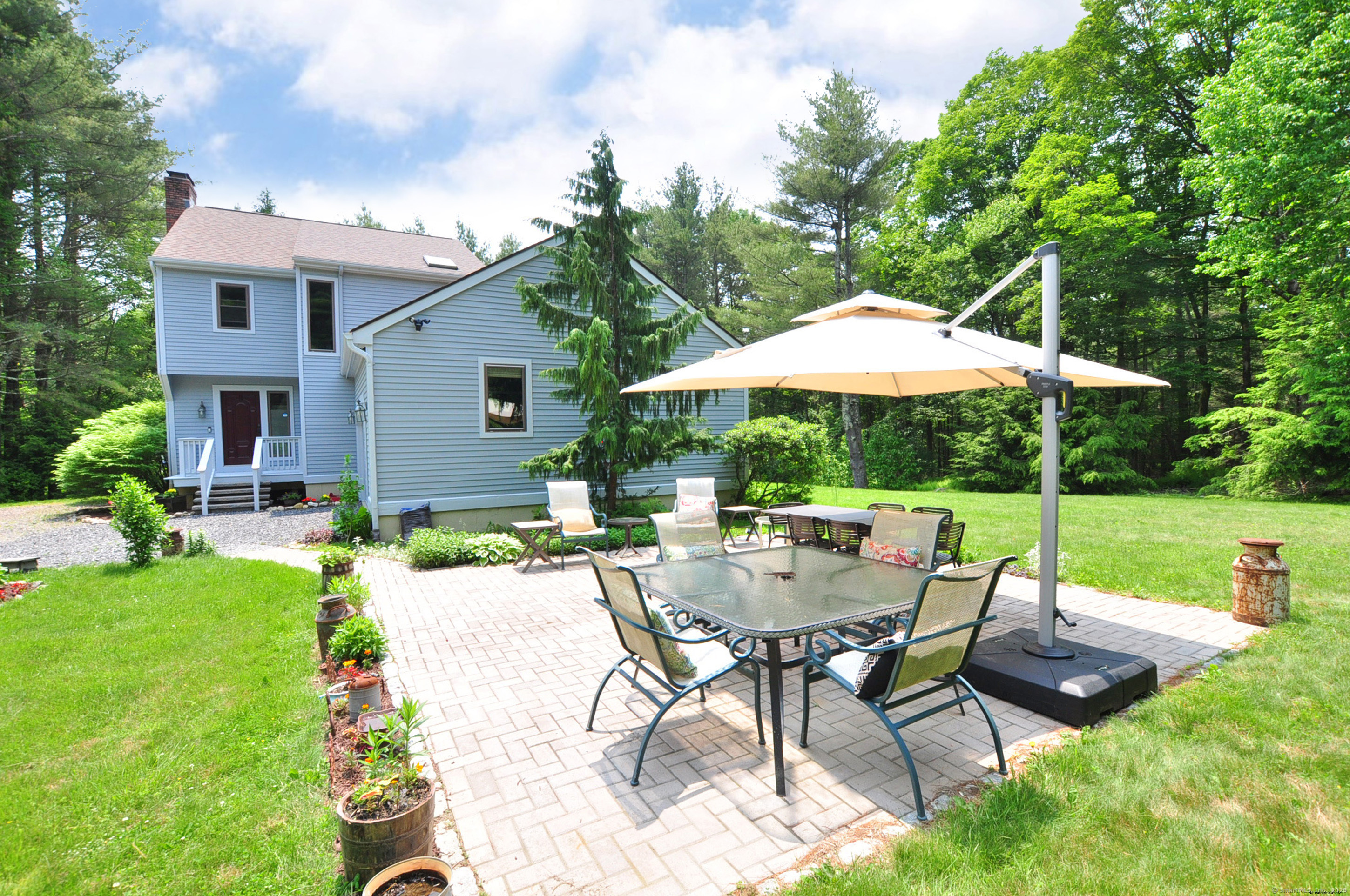 127 Weldon Court