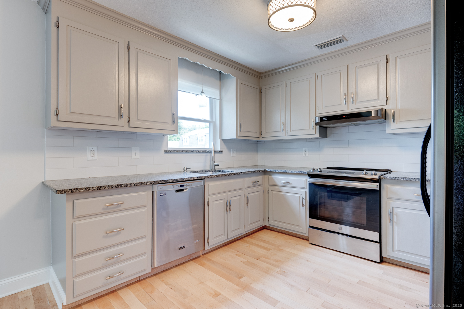 122 Milford Street Extension #APT C6, Plainville, Connecticut image 12