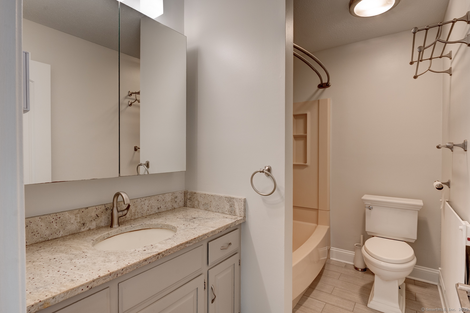 122 Milford Street Extension #APT C6, Plainville, Connecticut image 23
