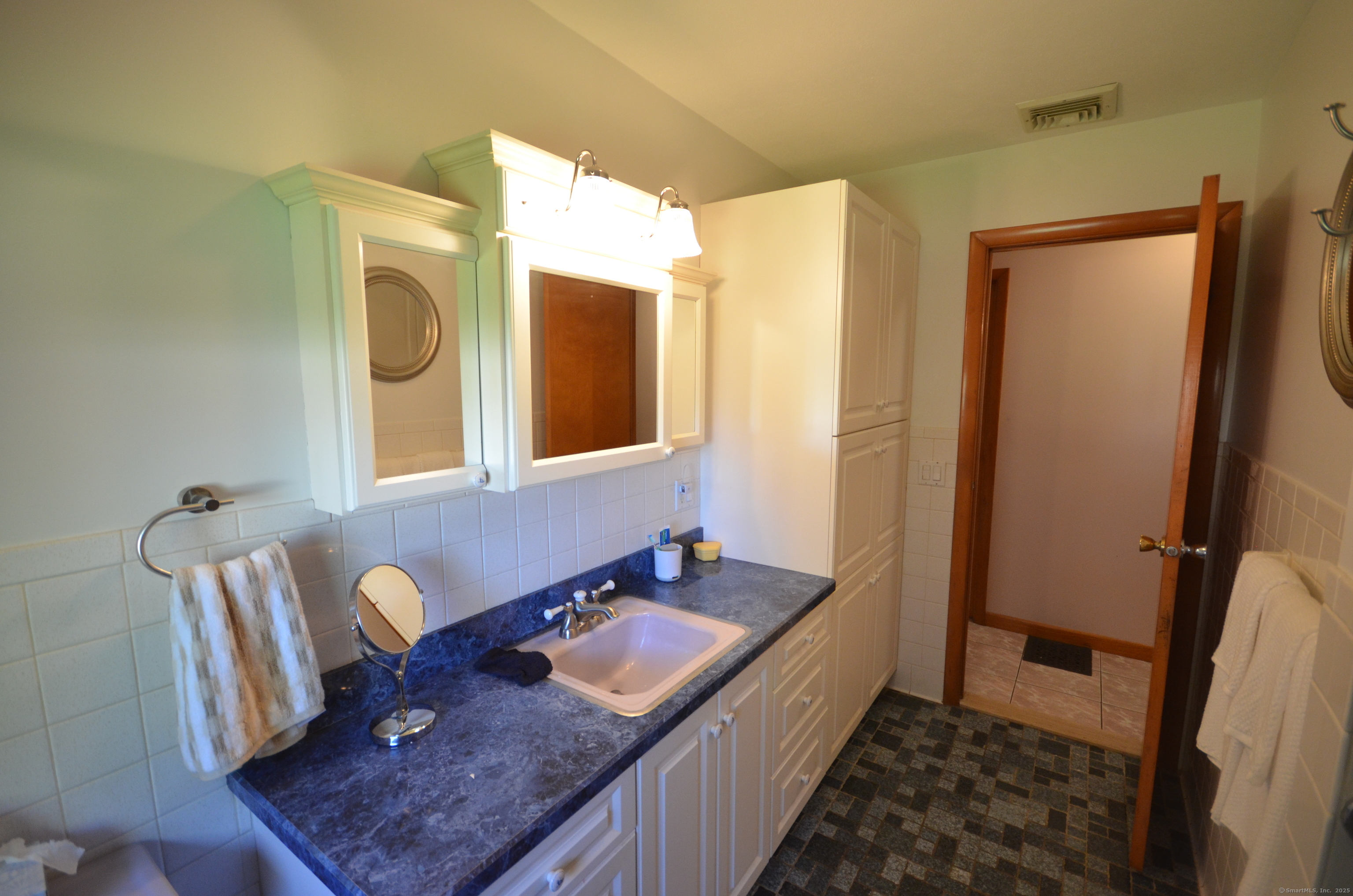 62 Wolff Street, Waterbury, Connecticut image 22