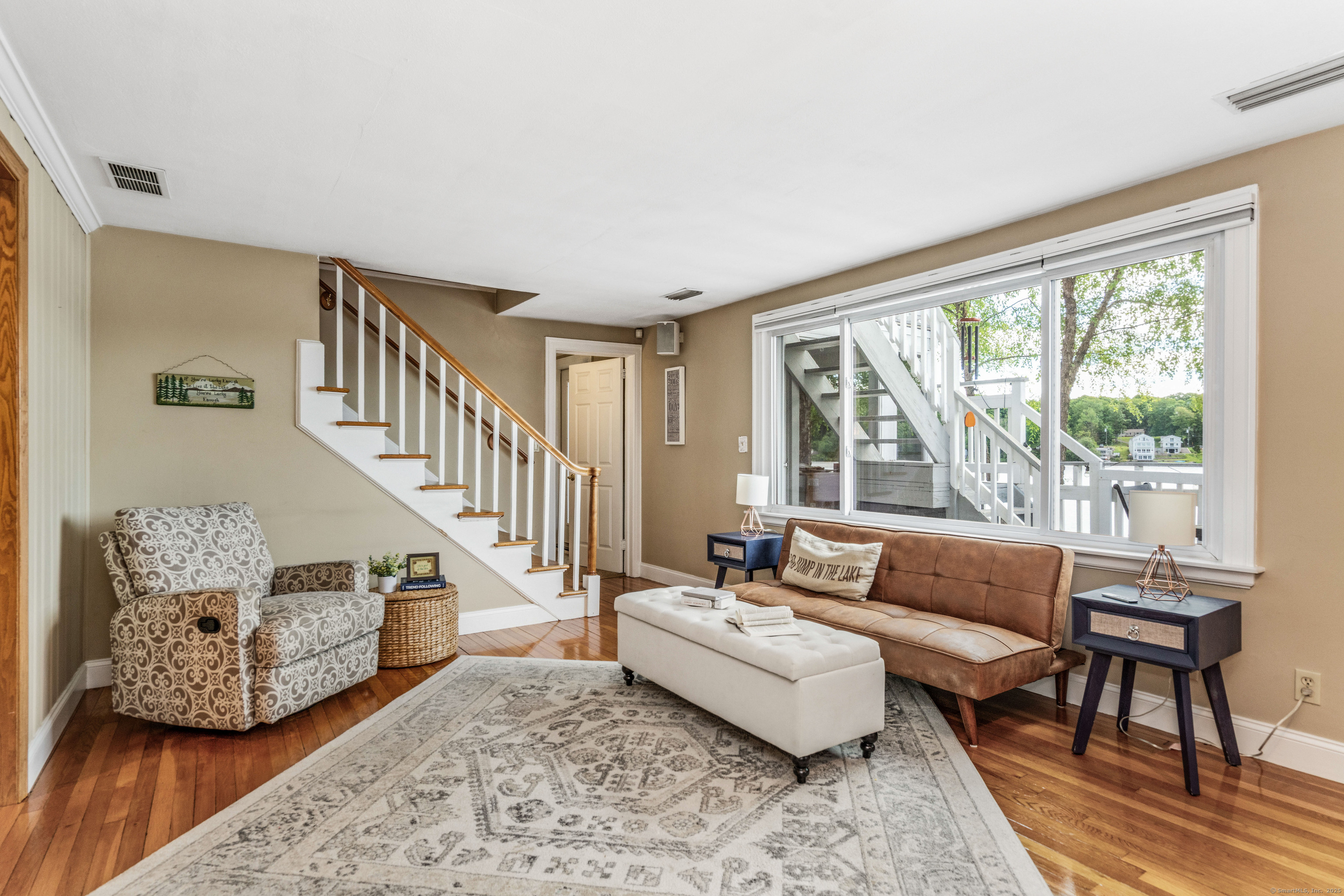 22 Lake Shore Drive