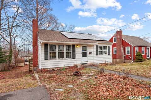 Tiny photo for 3 Huber Manor, Middletown, CT 06457 (MLS # 24149358)