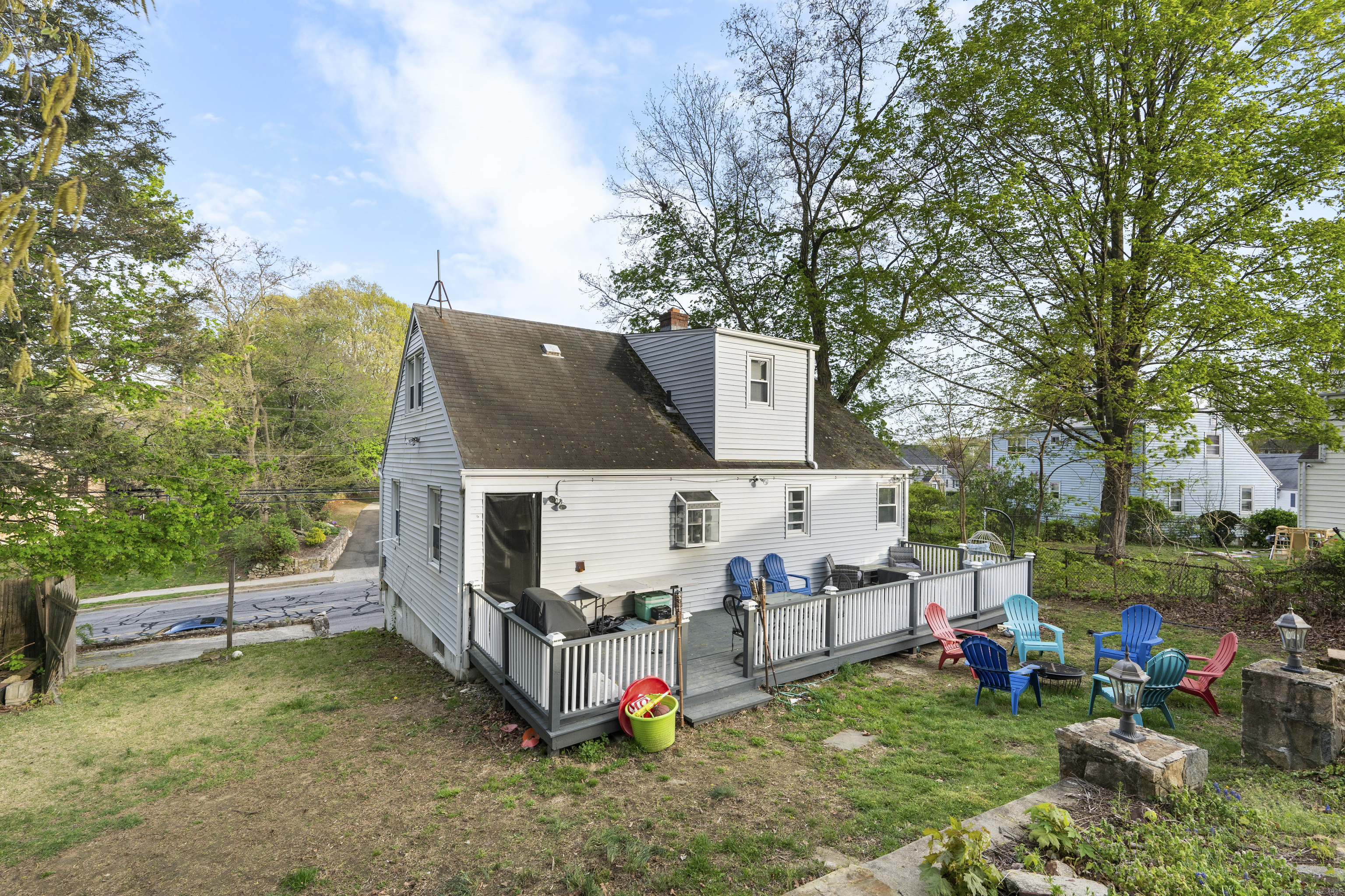 374 Vincellette Street, Bridgeport, Connecticut image 9