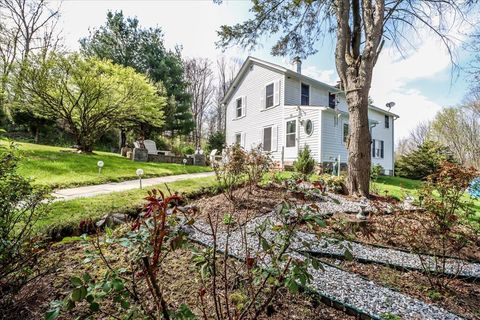 A home in New Milford