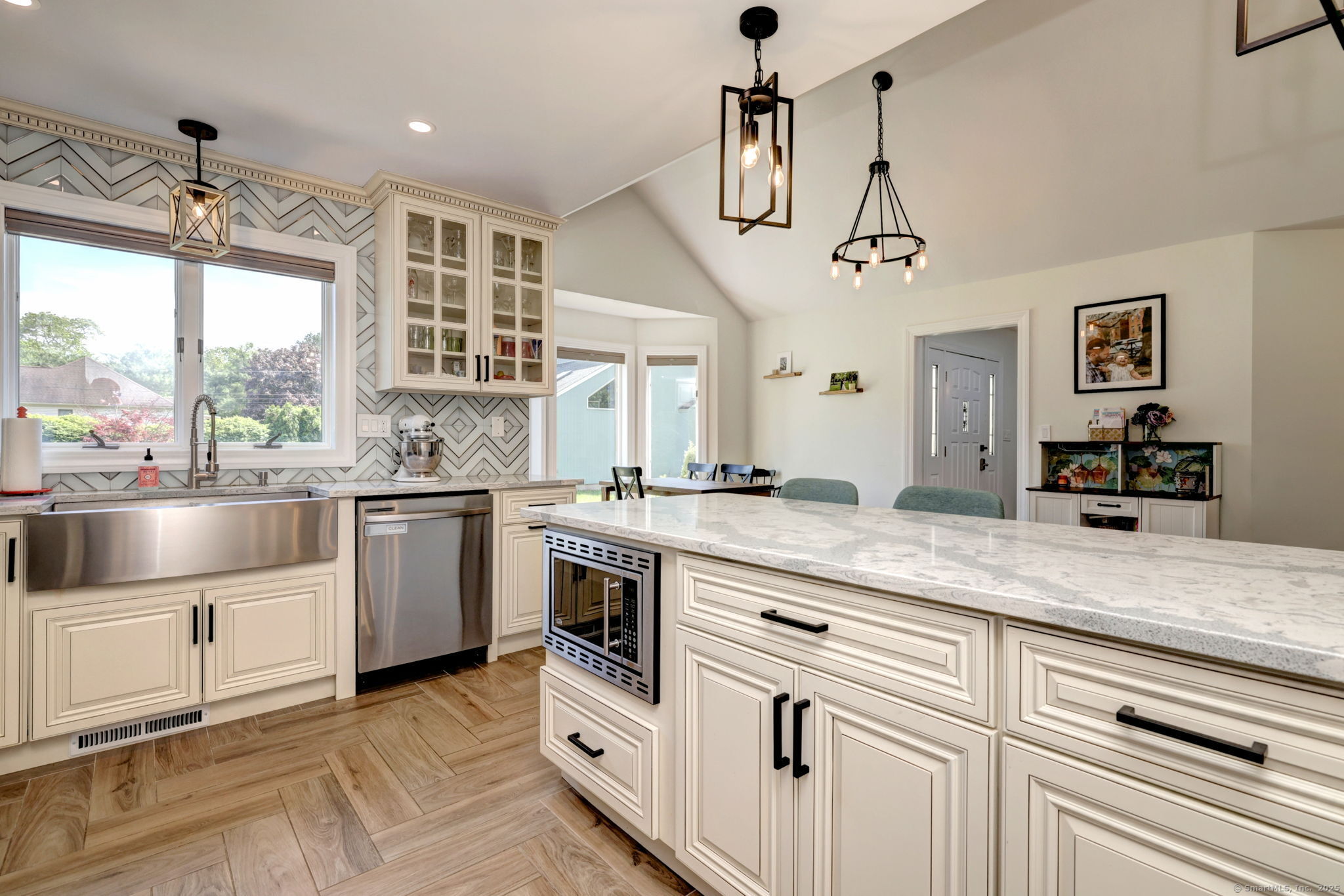 52 Robin Hill Lane, Hamden, Connecticut image 16