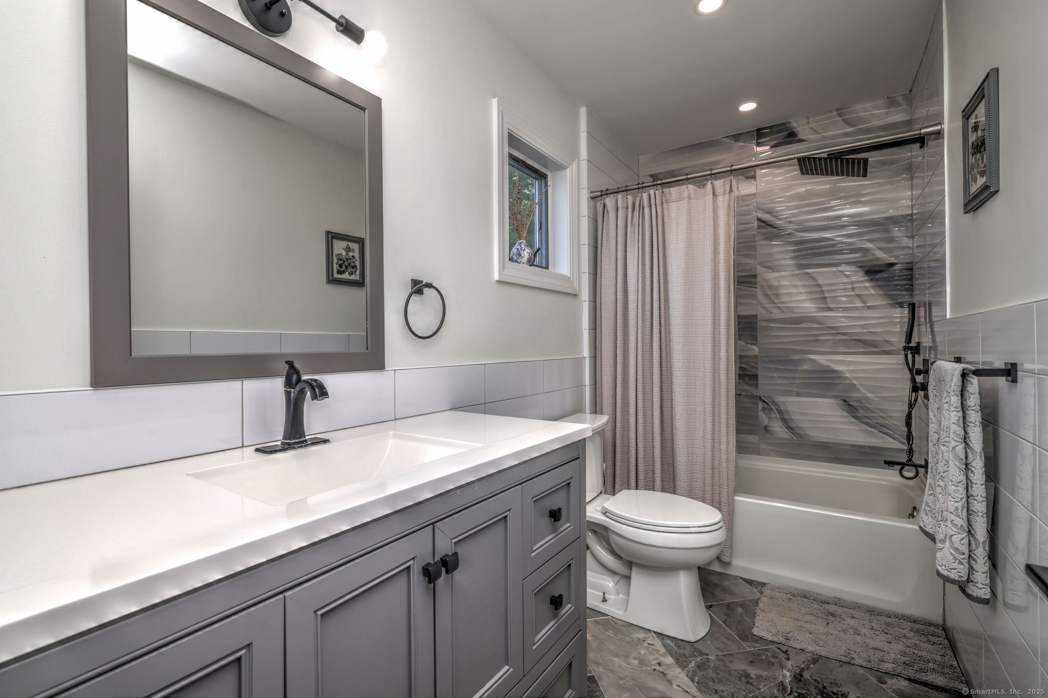 52 Robin Hill Lane, Hamden, Connecticut image 26