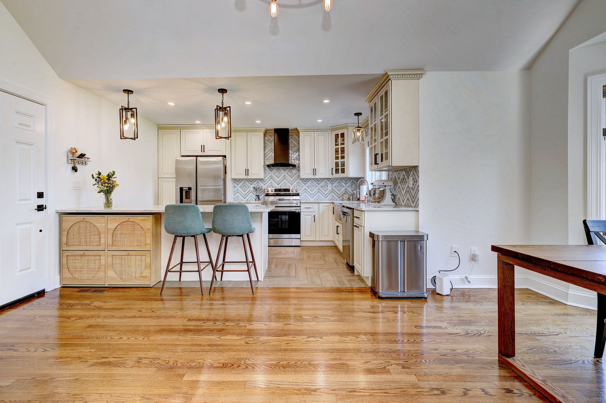 52 Robin Hill Lane, Hamden, Connecticut image 7