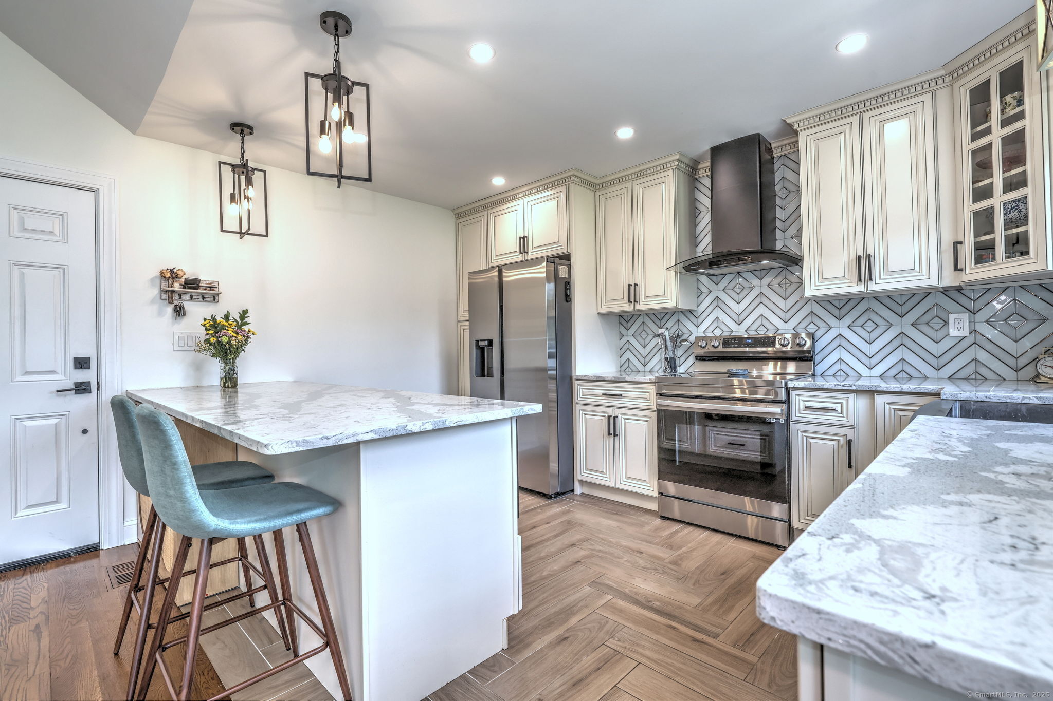 52 Robin Hill Lane, Hamden, Connecticut image 11
