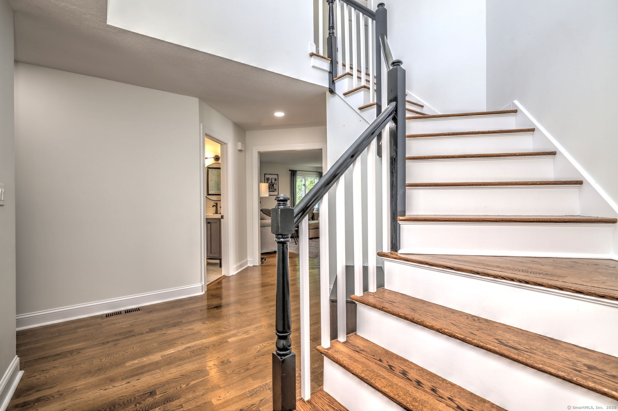 52 Robin Hill Lane, Hamden, Connecticut image 23