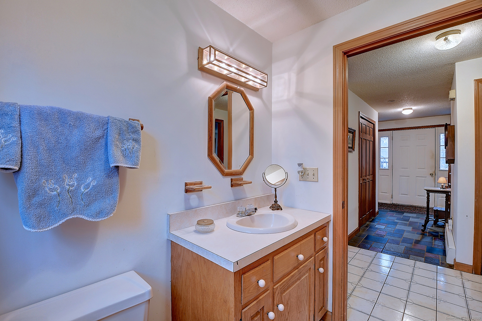 Bolton, Connecticut 06043, United States, 4 Bedrooms Bedrooms, ,3 BathroomsBathrooms,Residential,Coming Soon,247867