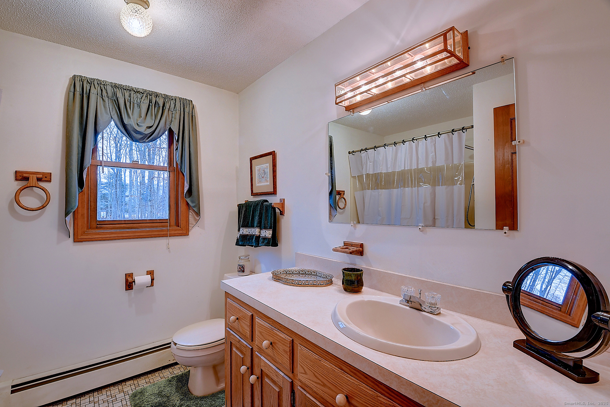 Bolton, Connecticut 06043, United States, 4 Bedrooms Bedrooms, ,3 BathroomsBathrooms,Residential,Coming Soon,247867