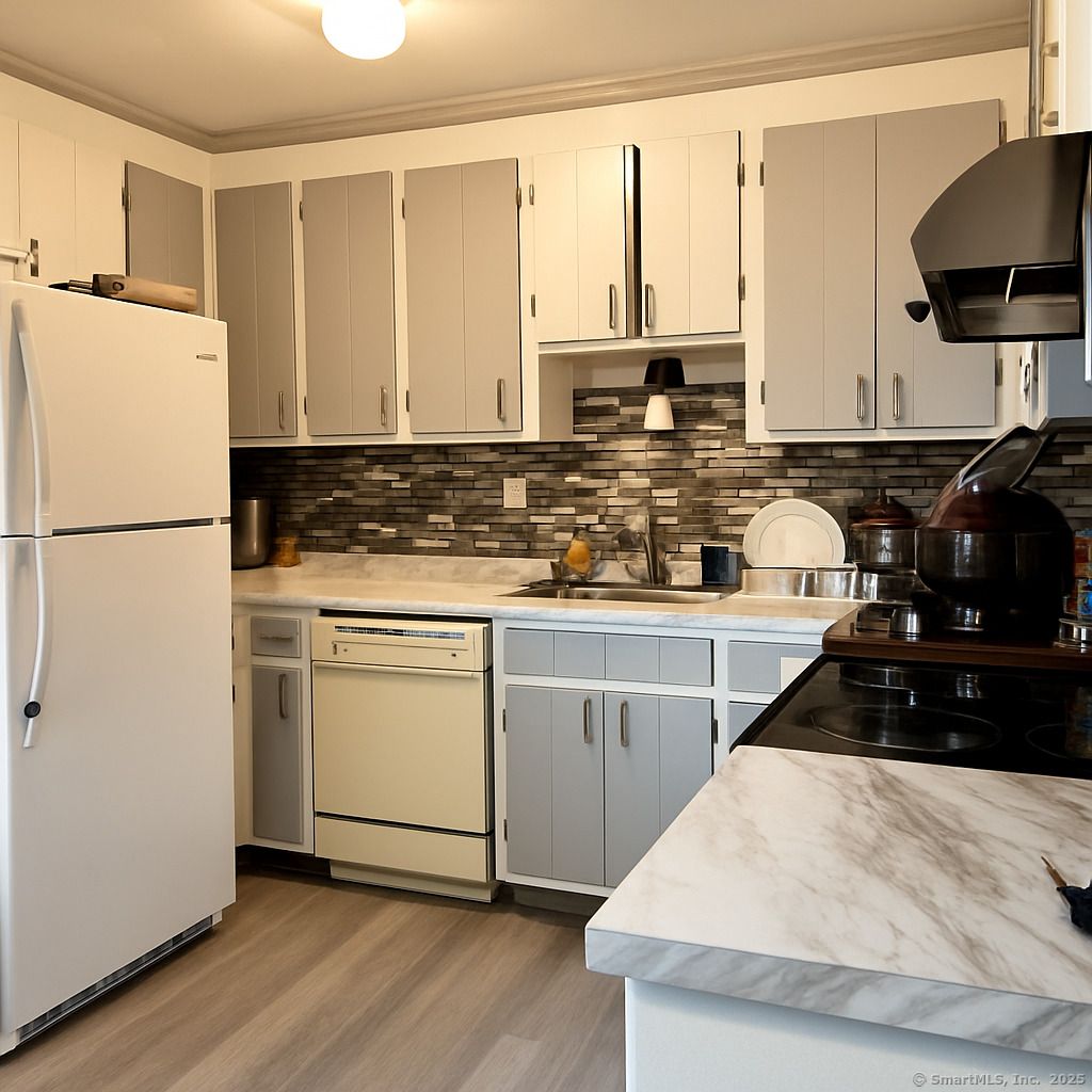 Photo of 996 Meriden Waterbury Turnpike #1A, Southington, CT 06479 (MLS # 24133174)