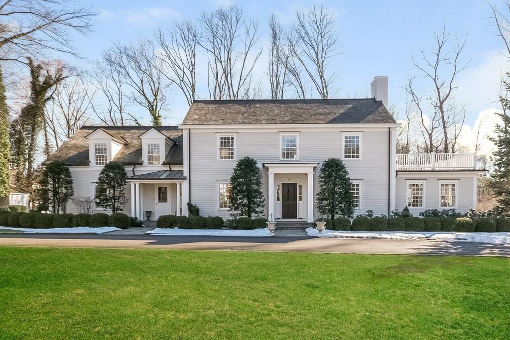 Photo 1 of 20 Buttonwood Lane, Darien, Connecticut, $2,290,000, Web #: 99172585