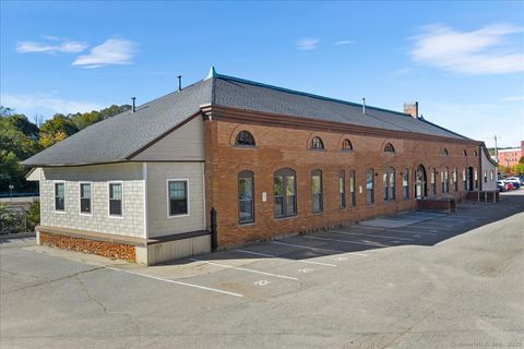 Photo of 10 Railroad Avenue, Norwich, CT 06360 (MLS # 24132283)