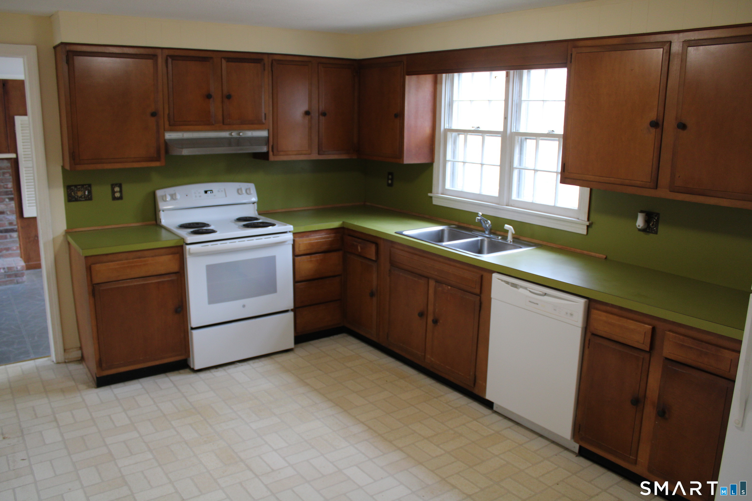 12 Sportsman's Hill Road