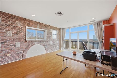 Tiny photo for 586 W Thames Street #403, Norwich, CT 06360 (MLS # 24167095)