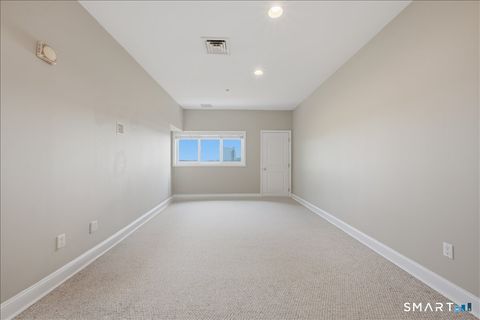 Tiny photo for 586 W Thames Street #403, Norwich, CT 06360 (MLS # 24167095)