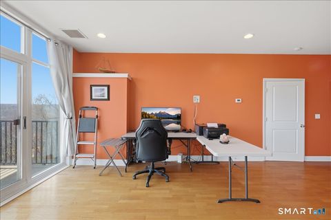 Tiny photo for 586 W Thames Street #403, Norwich, CT 06360 (MLS # 24167095)