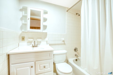 Tiny photo for 126 Pemberwick Road #Right Side, Greenwich, CT 06831 (MLS # 24205420)