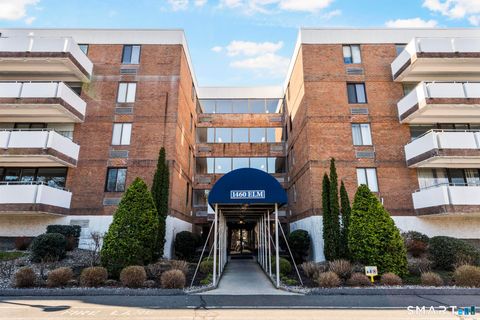 Tiny photo for 1460 Elm Street #124, Stratford, CT 06615 (MLS # 24165265)