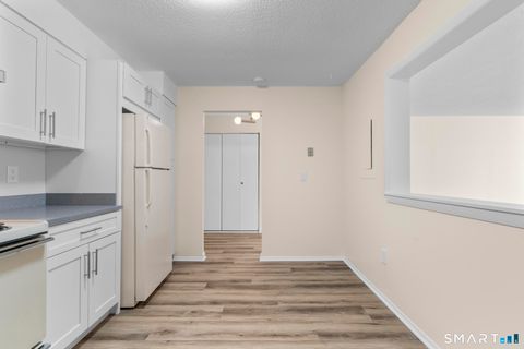 Tiny photo for 1460 Elm Street #124, Stratford, CT 06615 (MLS # 24165265)