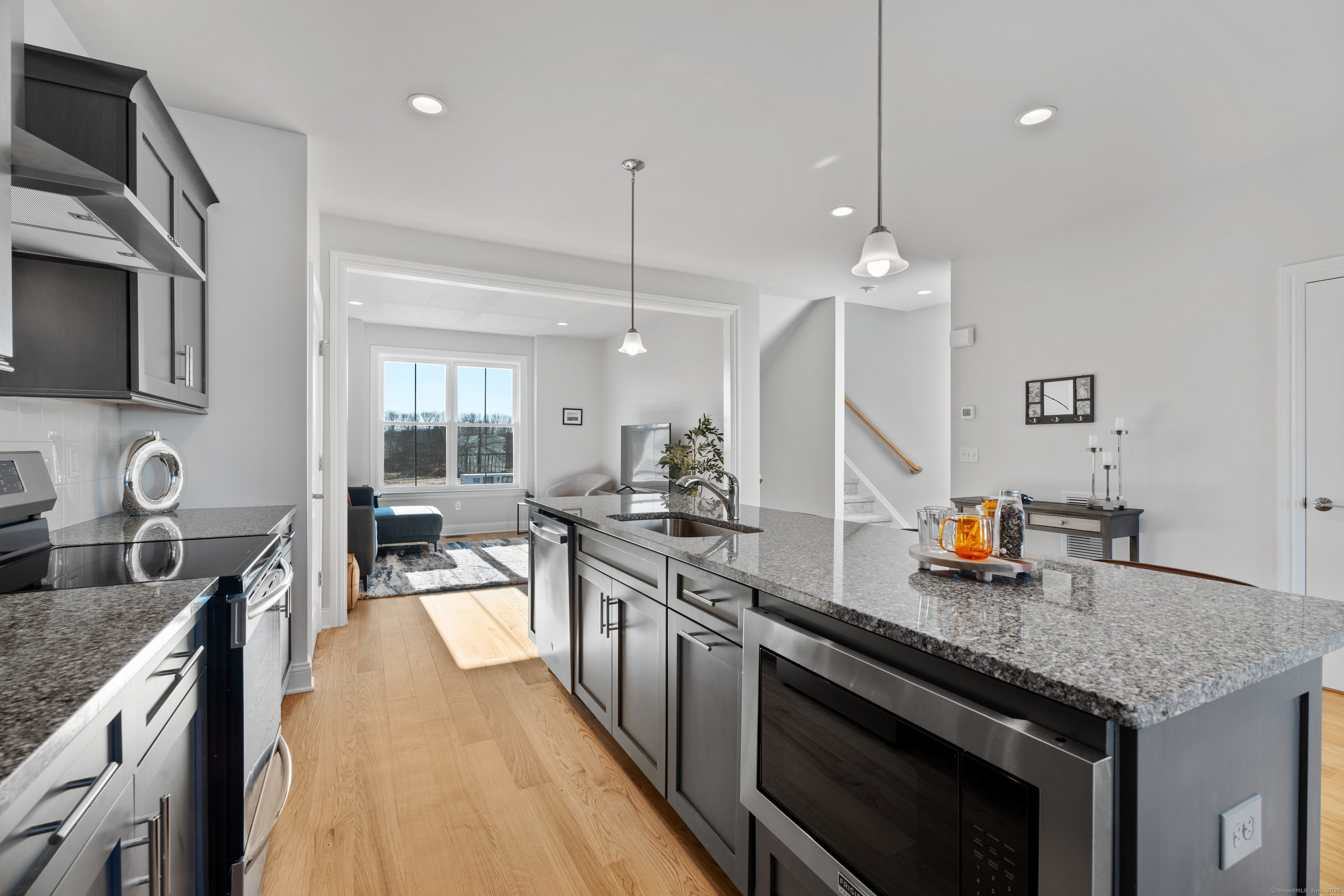 127 Shea Circle, Cheshire, Connecticut image 7