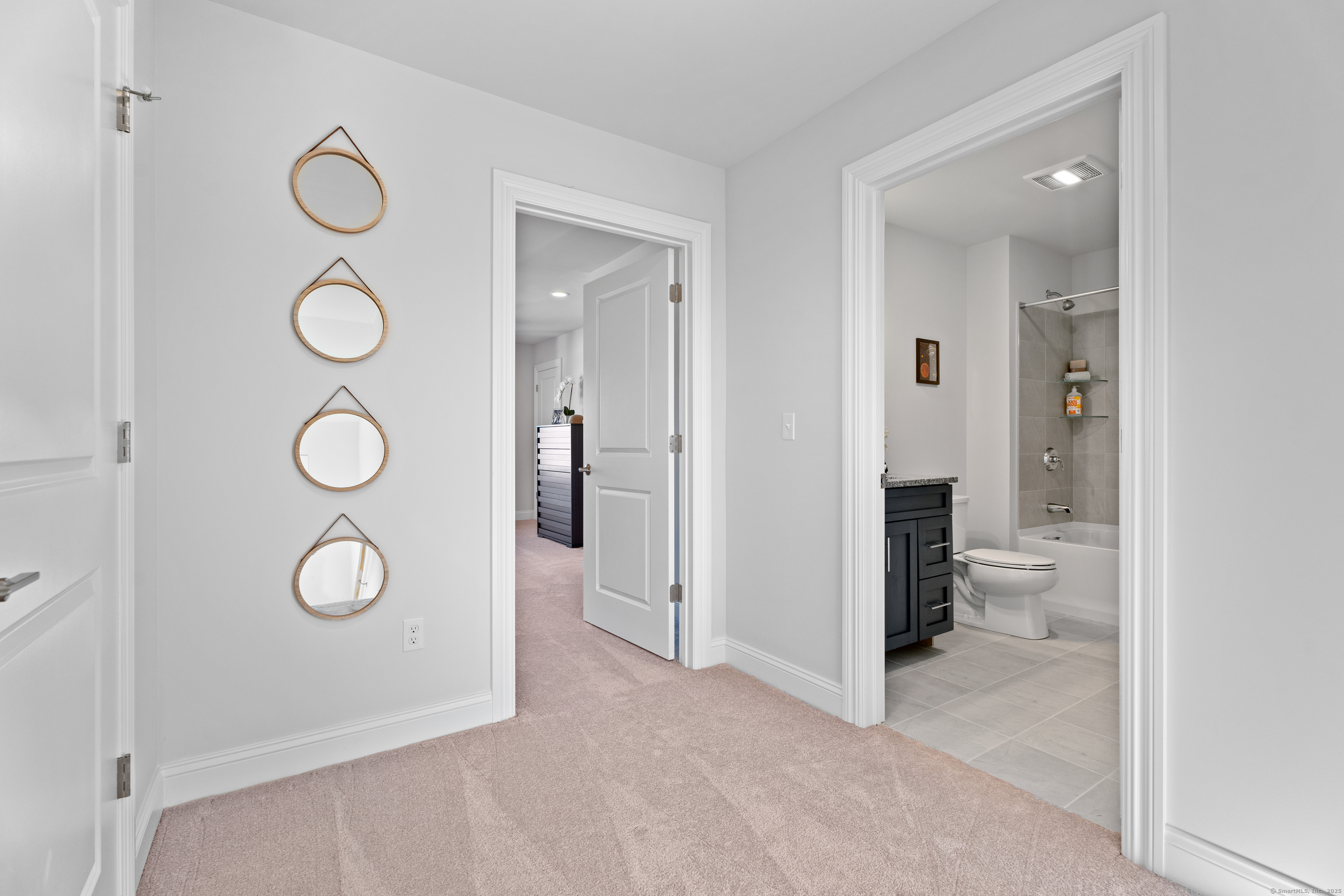 127 Shea Circle, Cheshire, Connecticut image 13