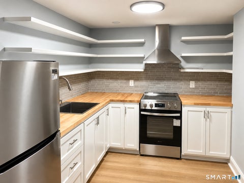 Photo of 433 Federal Road, Brookfield, CT 06804 (MLS # 24212539)