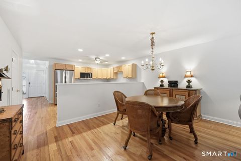 Tiny photo for 98 Haley Lane #98, Newtown, CT 06482 (MLS # 24167914)