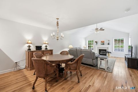 Tiny photo for 98 Haley Lane #98, Newtown, CT 06482 (MLS # 24167914)