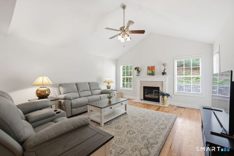 Tiny photo for 98 Haley Lane #98, Newtown, CT 06482 (MLS # 24167914)