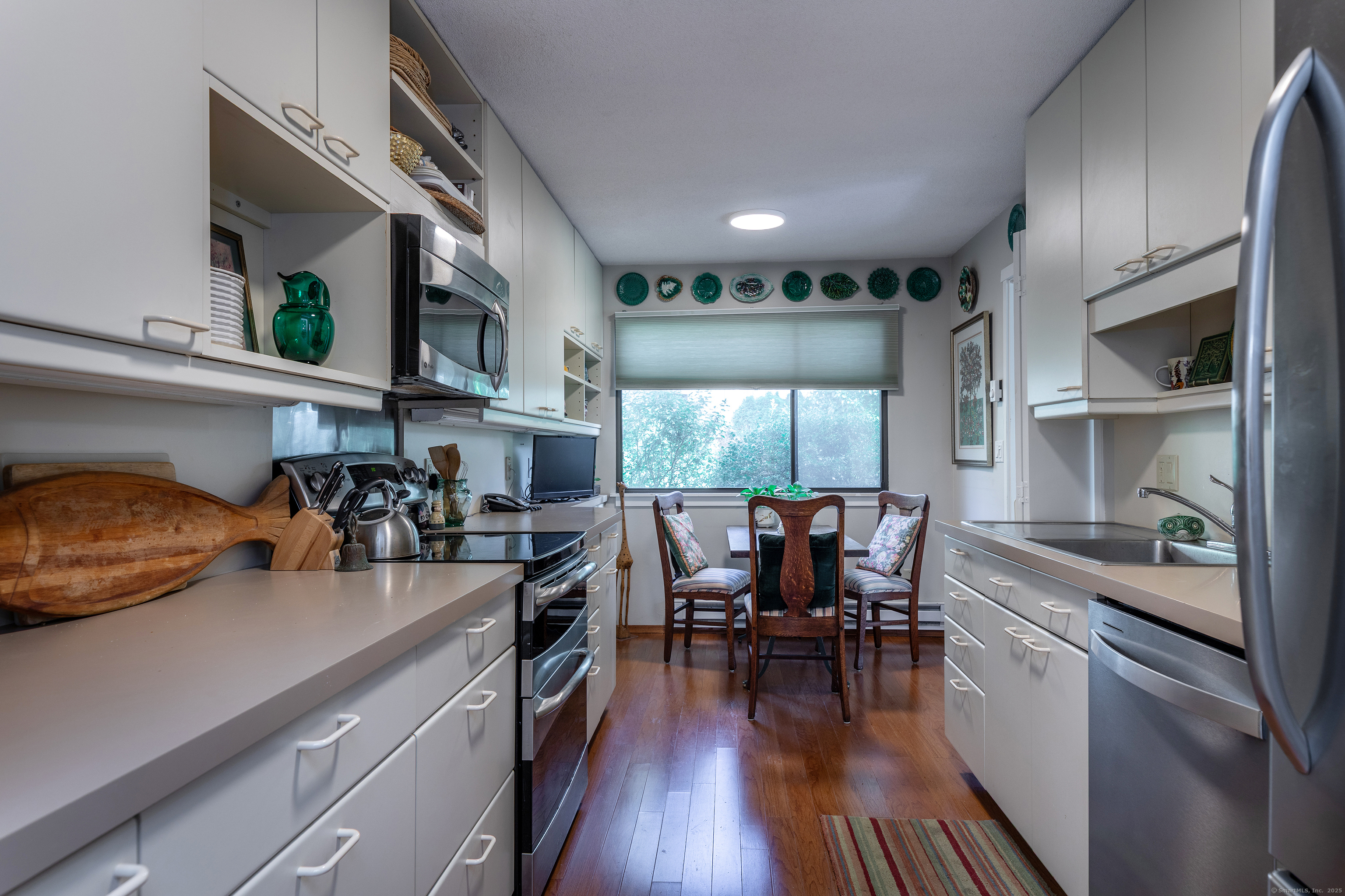 575 Heritage Village A