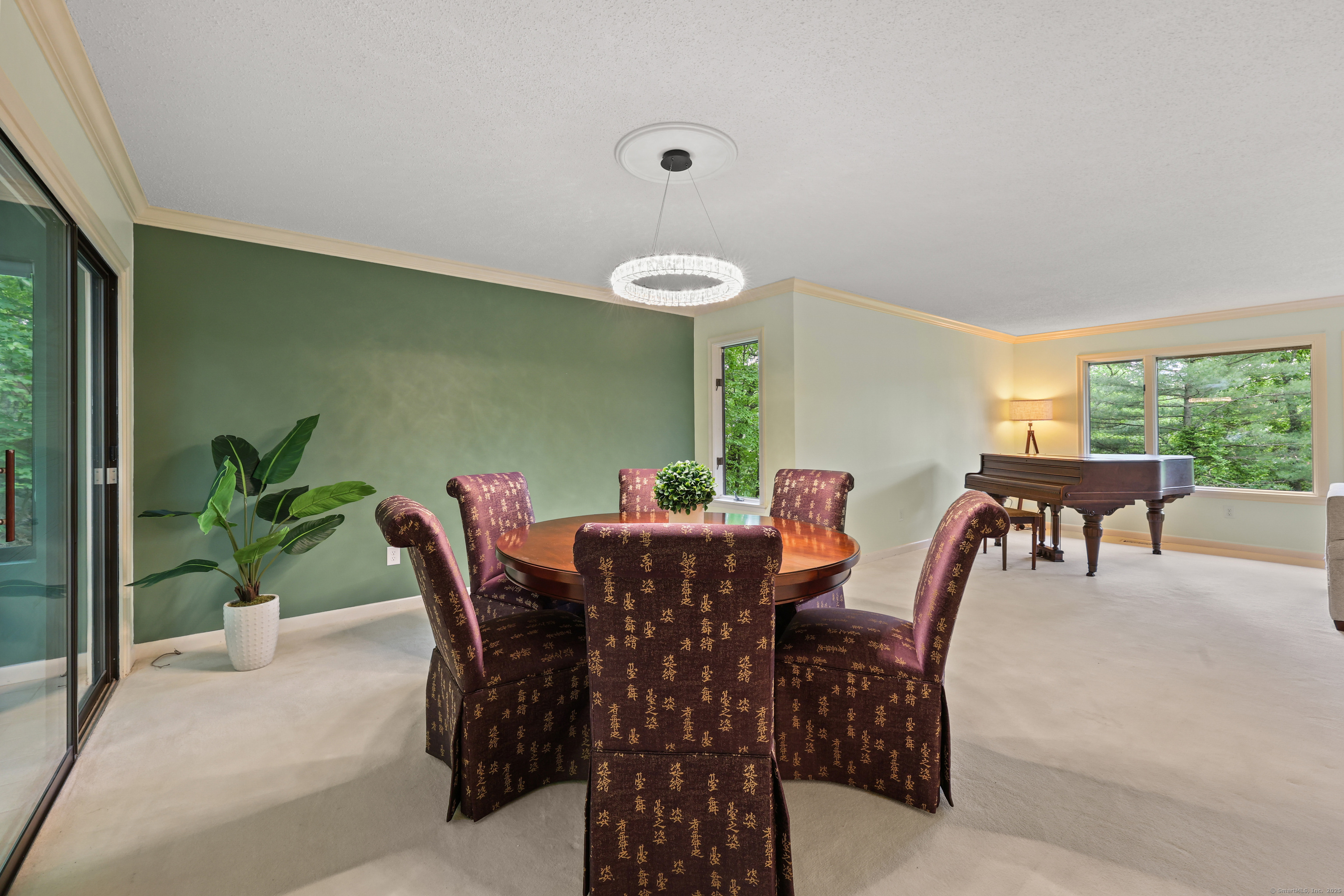 114 Mountain View Road, Glastonbury, Connecticut image 8