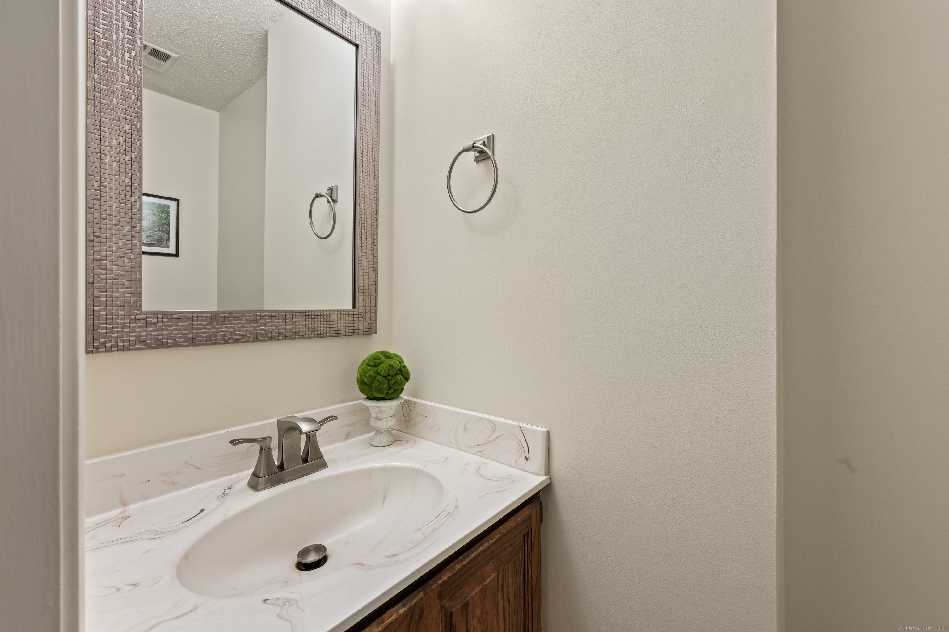 114 Mountain View Road, Glastonbury, Connecticut image 29