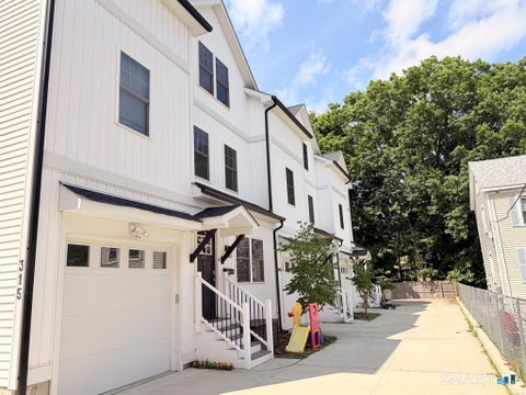Photo of 315 Humphrey Street #C, New Haven, CT 06511 (MLS # 24216606)